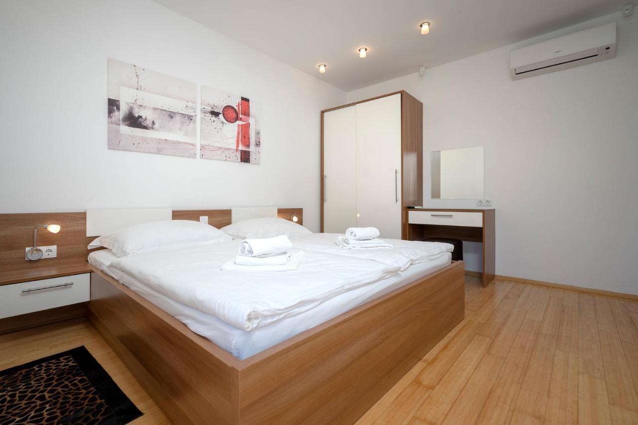 Vindobona Apartment 2 Hvar Town Exteriör bild